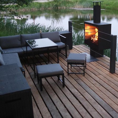 Tinyhousebeidresden 1 - Direkt Am Naturteich - Naehe Saechsische Schweiz, Dresden Großharthau エクステリア 写真